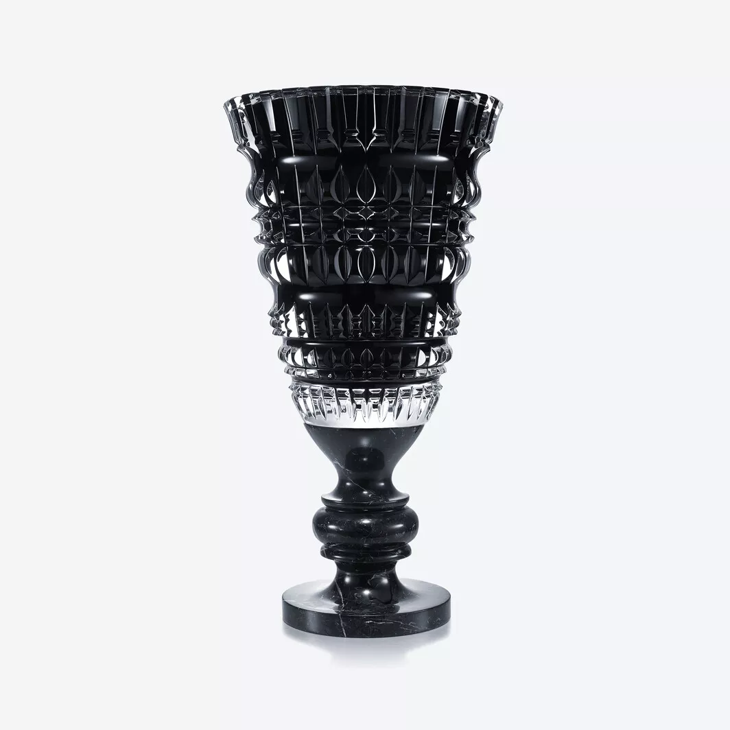 NEW ANTIQUE VASE BLACK 99 COPIES