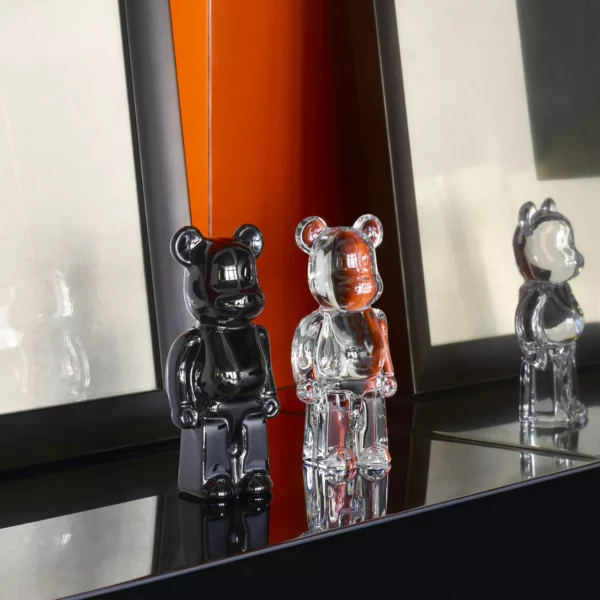 BEARBRICK STANDING CLEAR 140 - Görsel 3